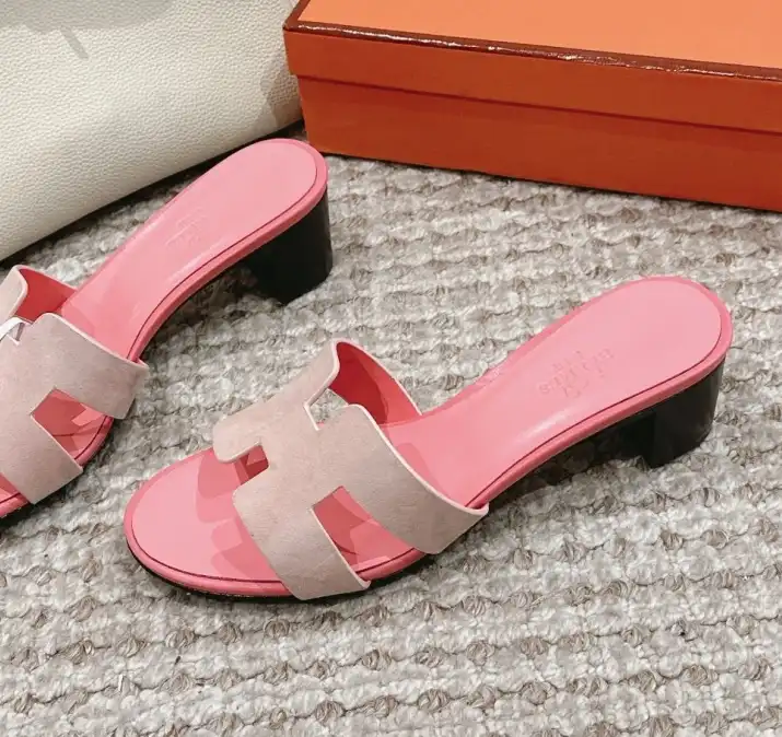 hype Hermes Sandals