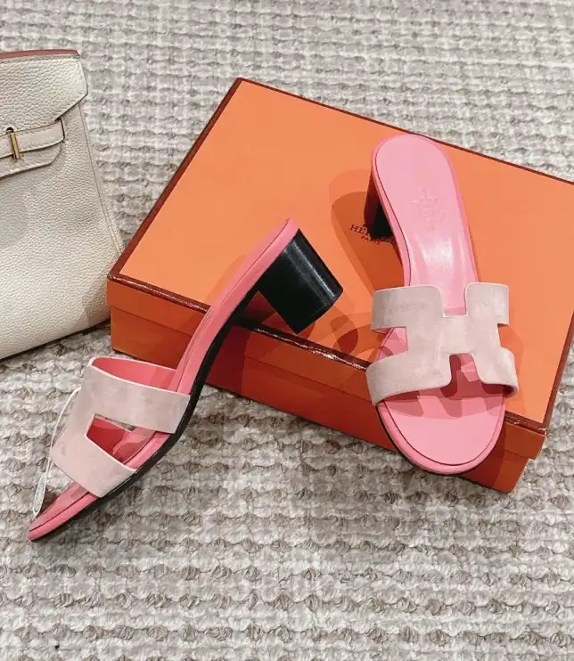 hype Hermes Sandals