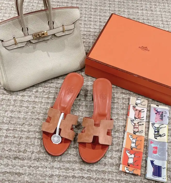 hype Hermes Sandals