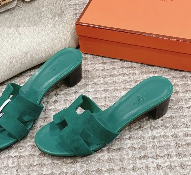 hype Hermes Sandals