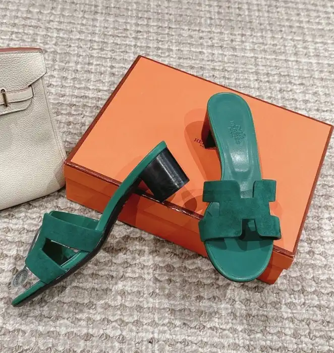 hype Hermes Sandals