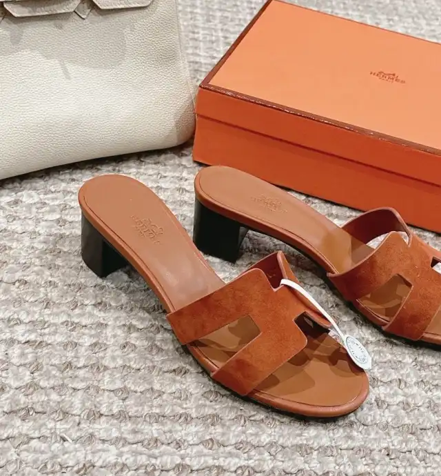 hype Hermes Sandals