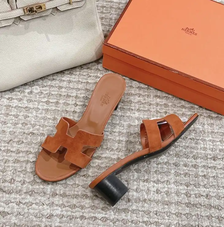 hype Hermes Sandals