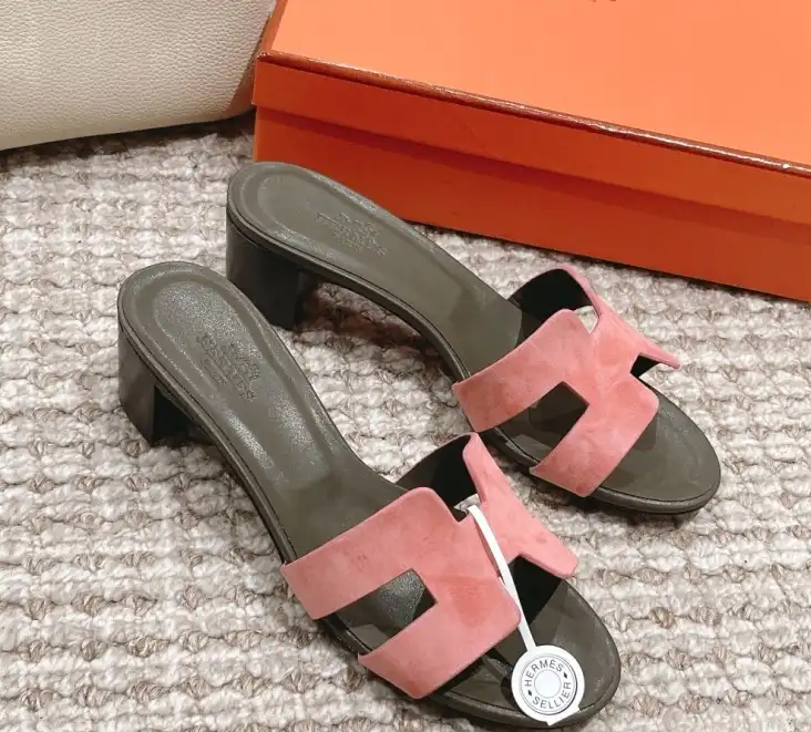 hype Hermes Sandals