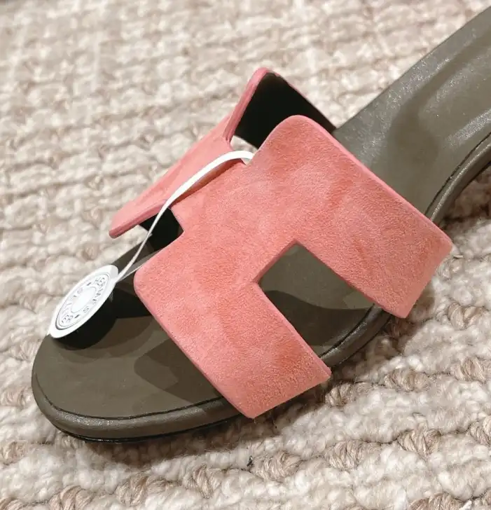 hype Hermes Sandals