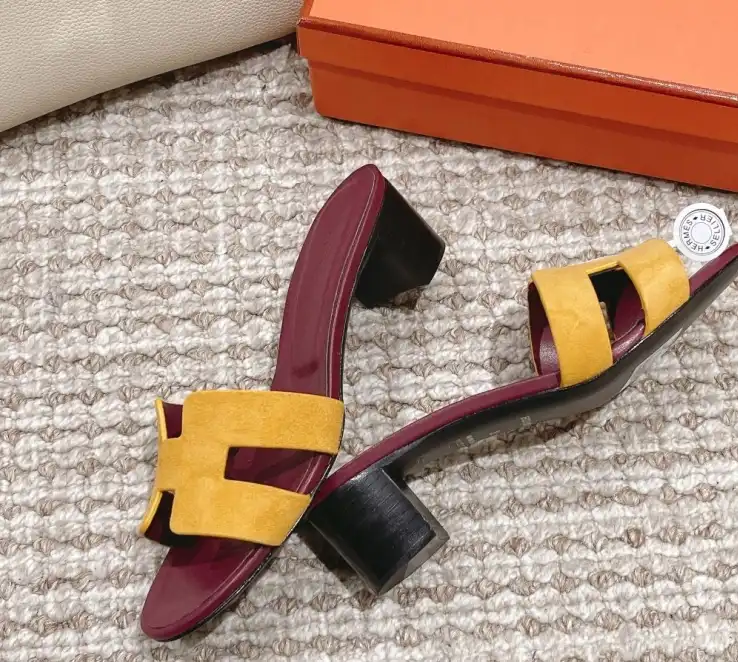 hype Hermes Sandals