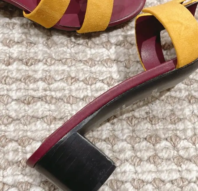 hype Hermes Sandals