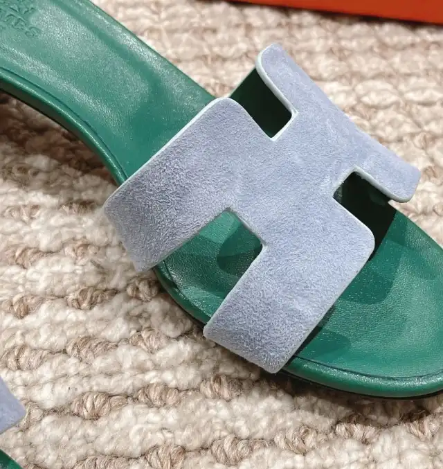 hype Hermes Sandals