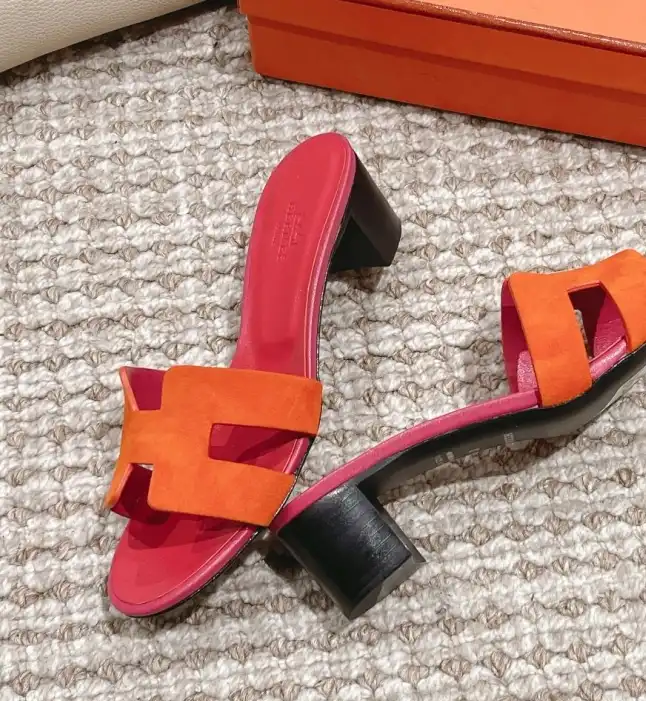 hype Hermes Sandals