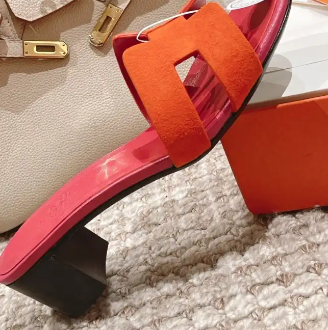 hype Hermes Sandals