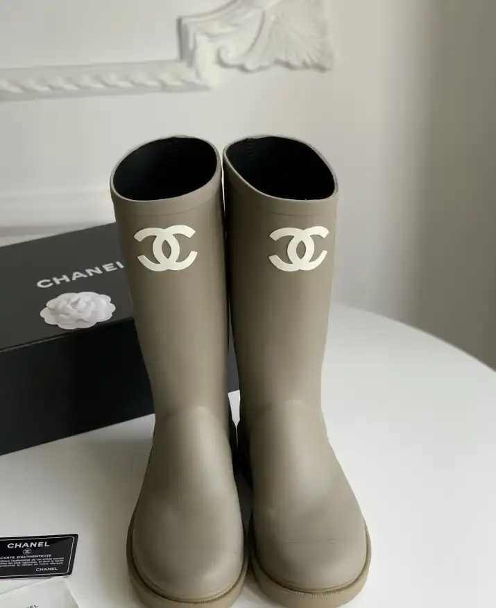 hype Chanel Boots