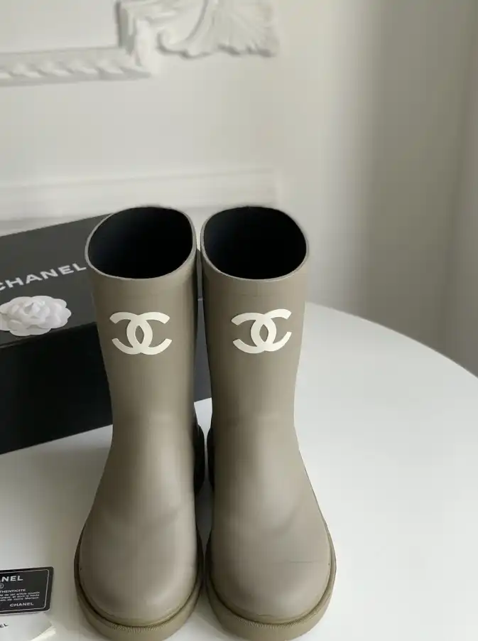 hype Chanel Boots