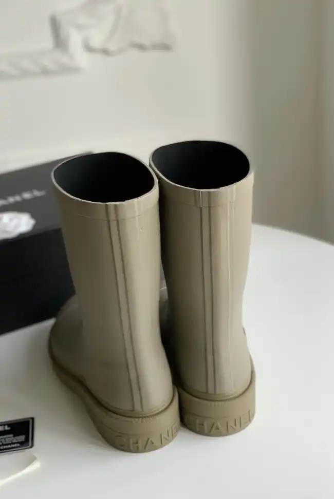 hype Chanel Boots