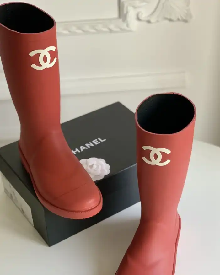 hype Chanel Boots