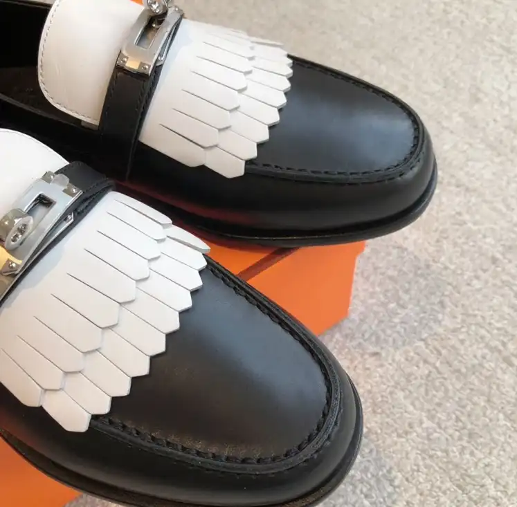 hype Hermes Leather Shoes