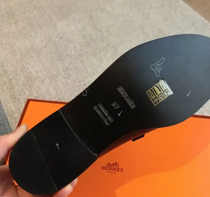 hype Hermes Leather Shoes