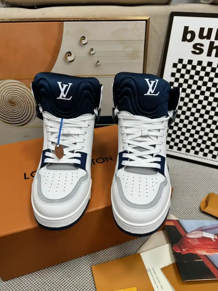 hype Louis Vuitton Sneakers