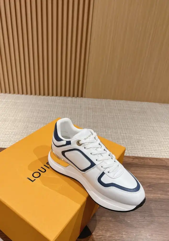 hype Louis Vuitton Sneakers