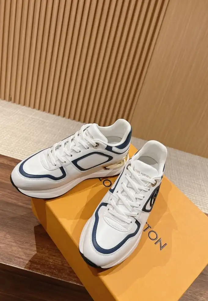 hype Louis Vuitton Sneakers