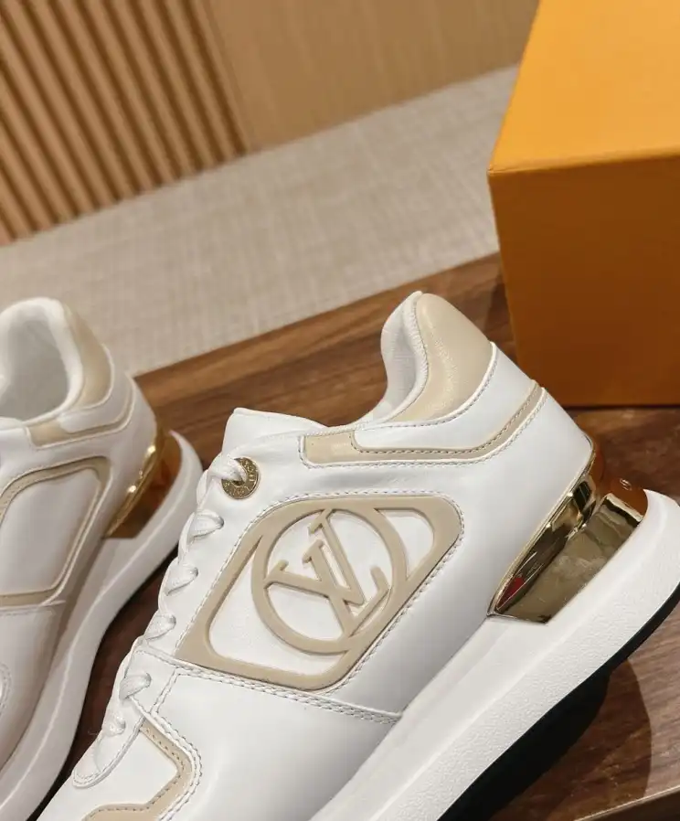 hype Louis Vuitton Sneakers