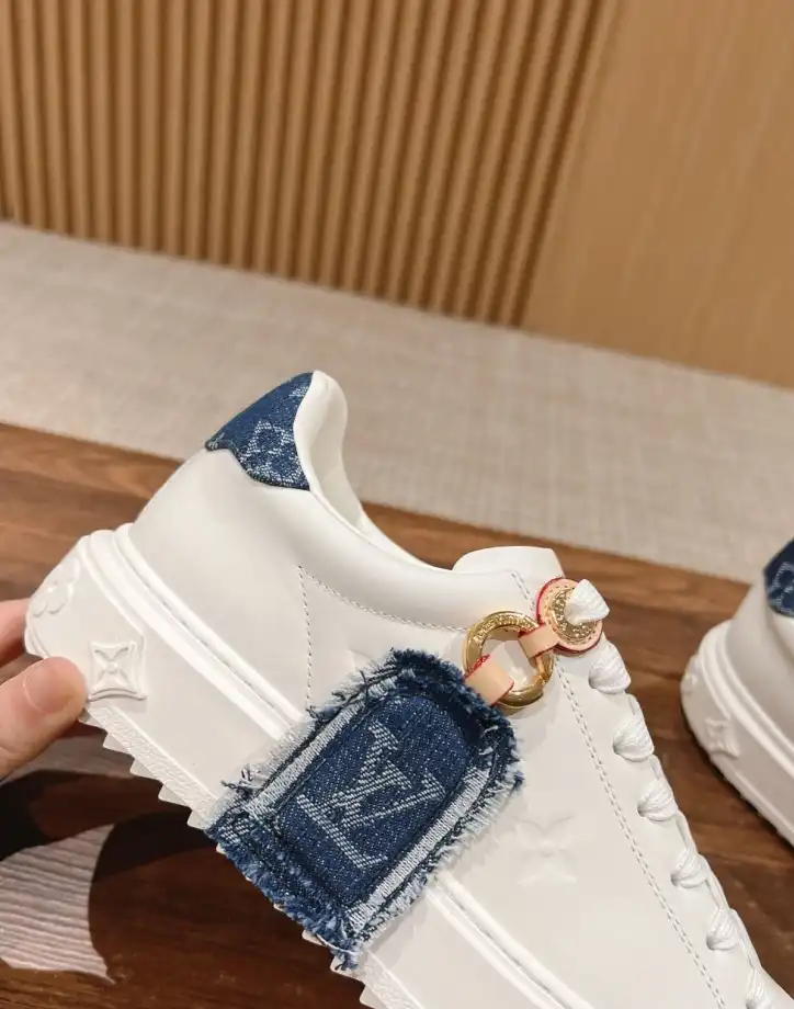 hype Louis Vuitton Sneakers