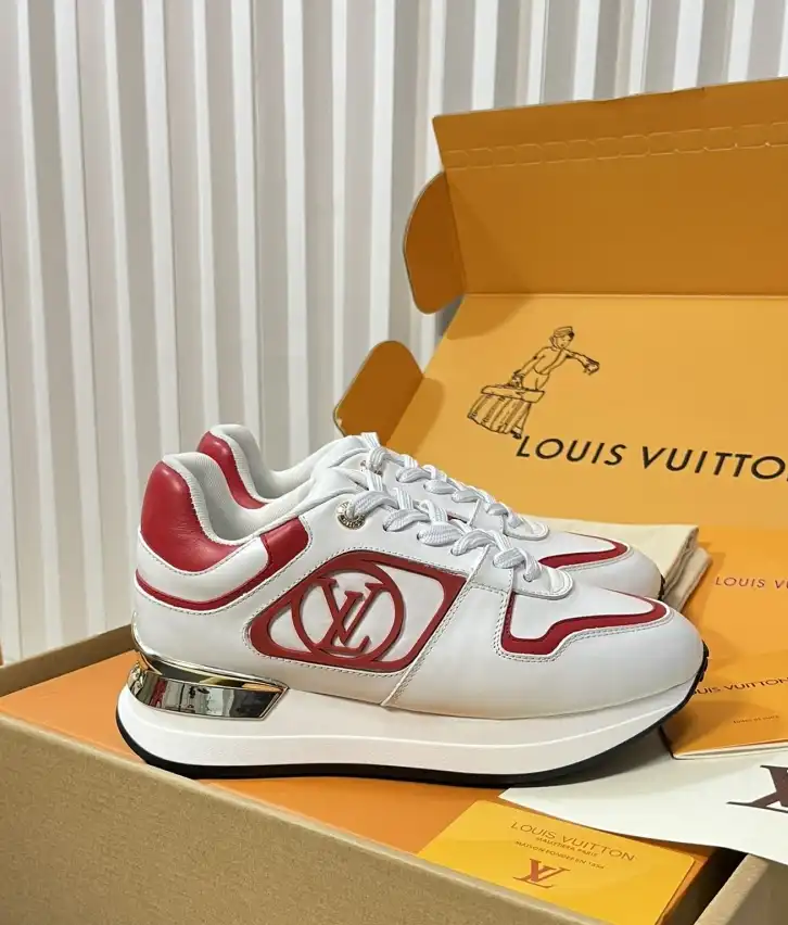 hype Louis Vuitton Sneakers