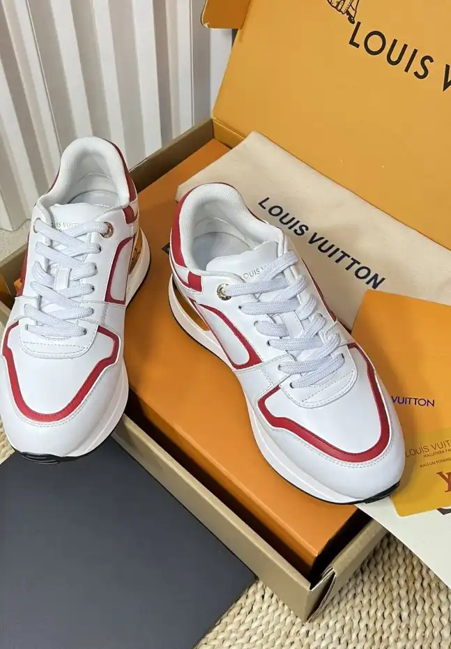 hype Louis Vuitton Sneakers