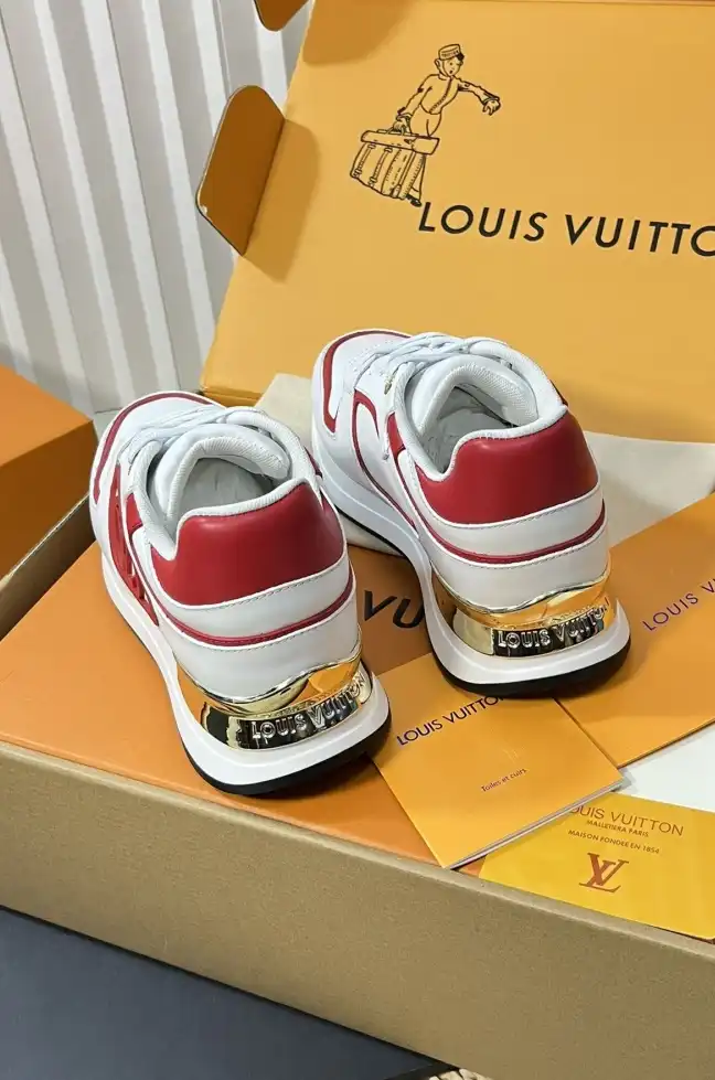 hype Louis Vuitton Sneakers