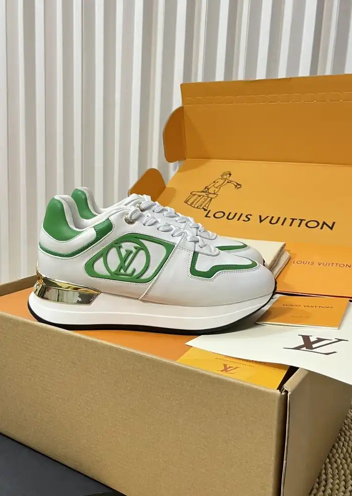 hype Louis Vuitton Sneakers