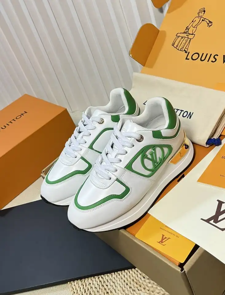 hype Louis Vuitton Sneakers