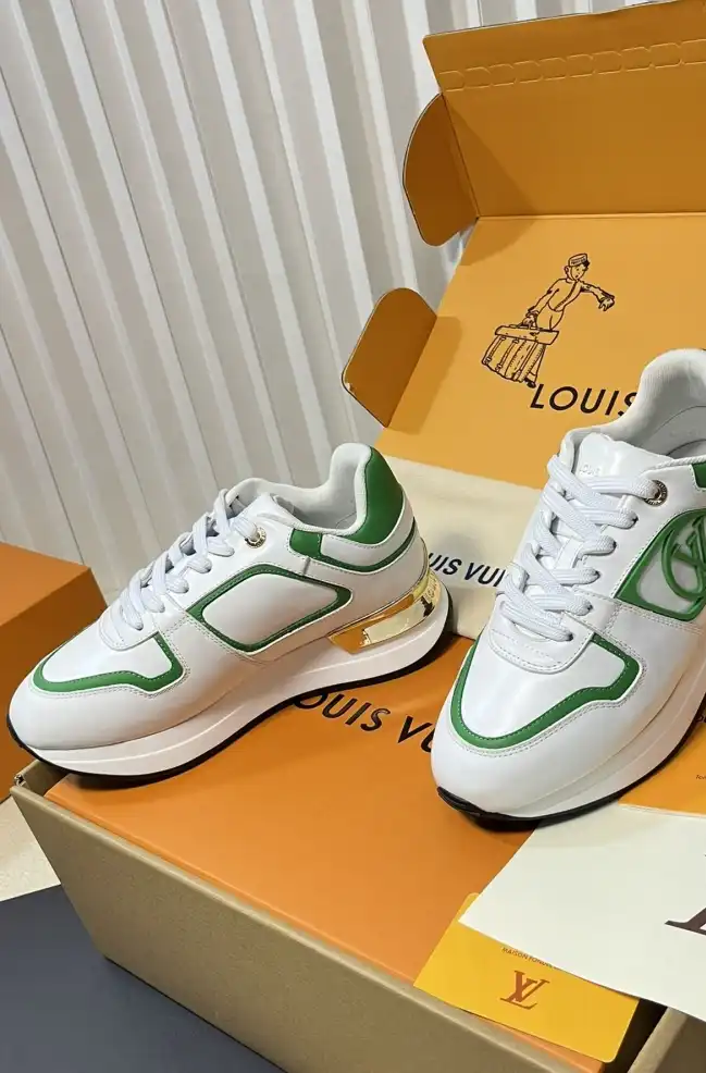 hype Louis Vuitton Sneakers