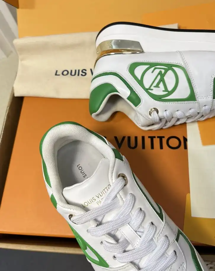 hype Louis Vuitton Sneakers