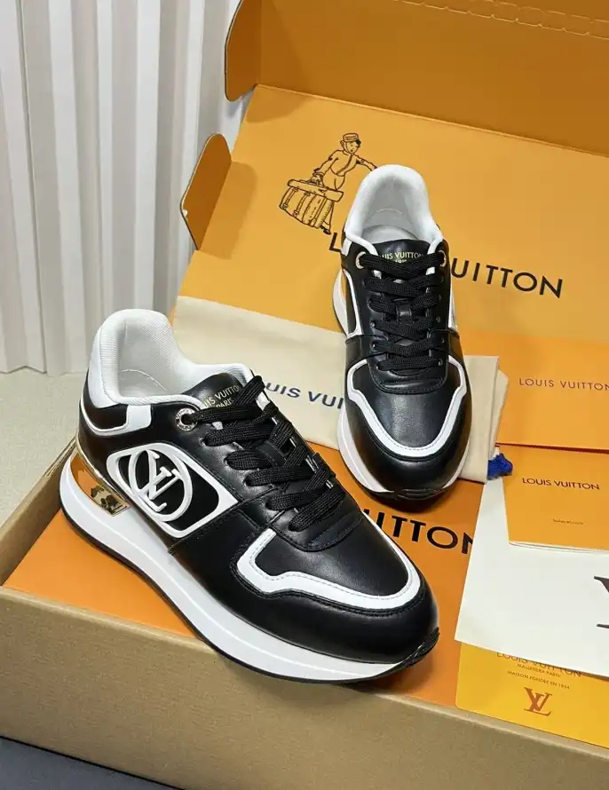 hype Louis Vuitton Sneakers