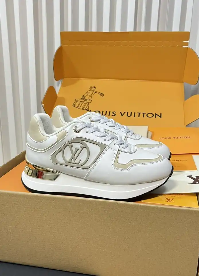 hype Louis Vuitton Sneakers