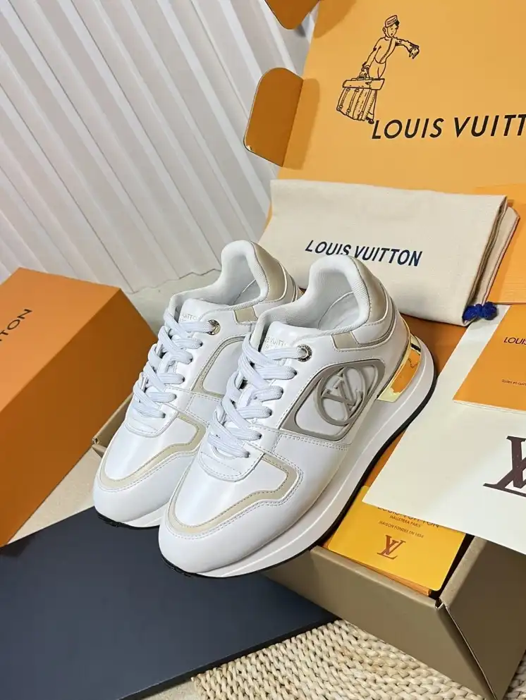 hype Louis Vuitton Sneakers