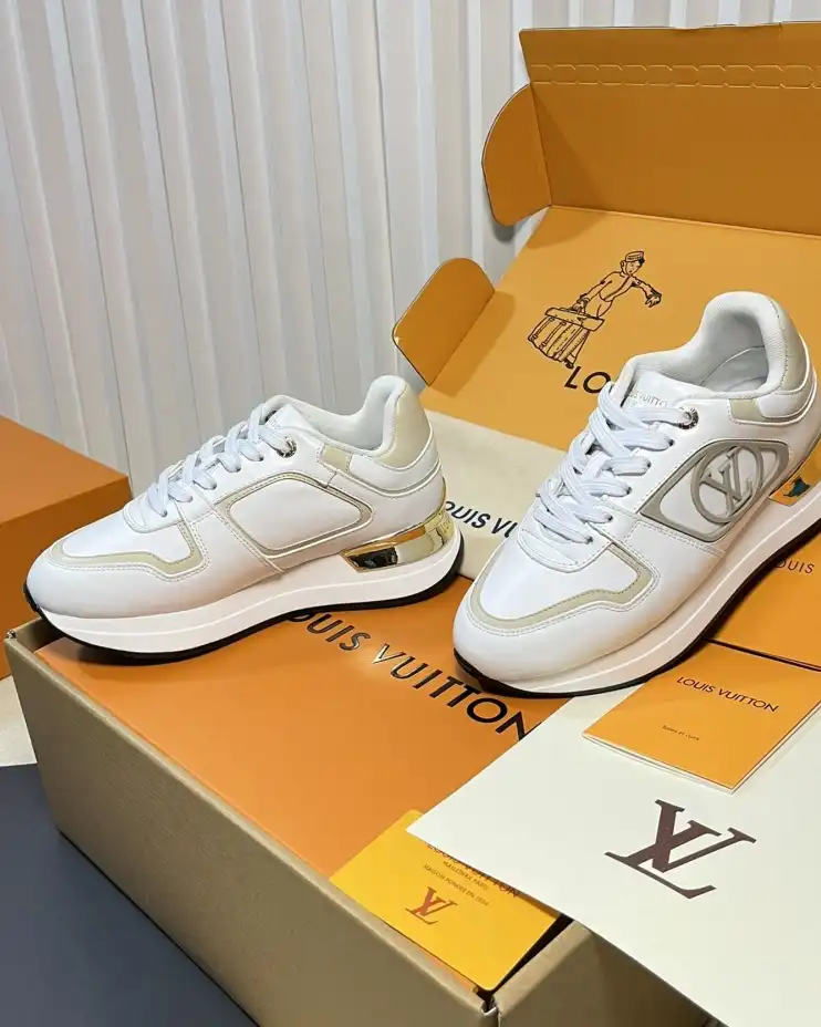 hype Louis Vuitton Sneakers