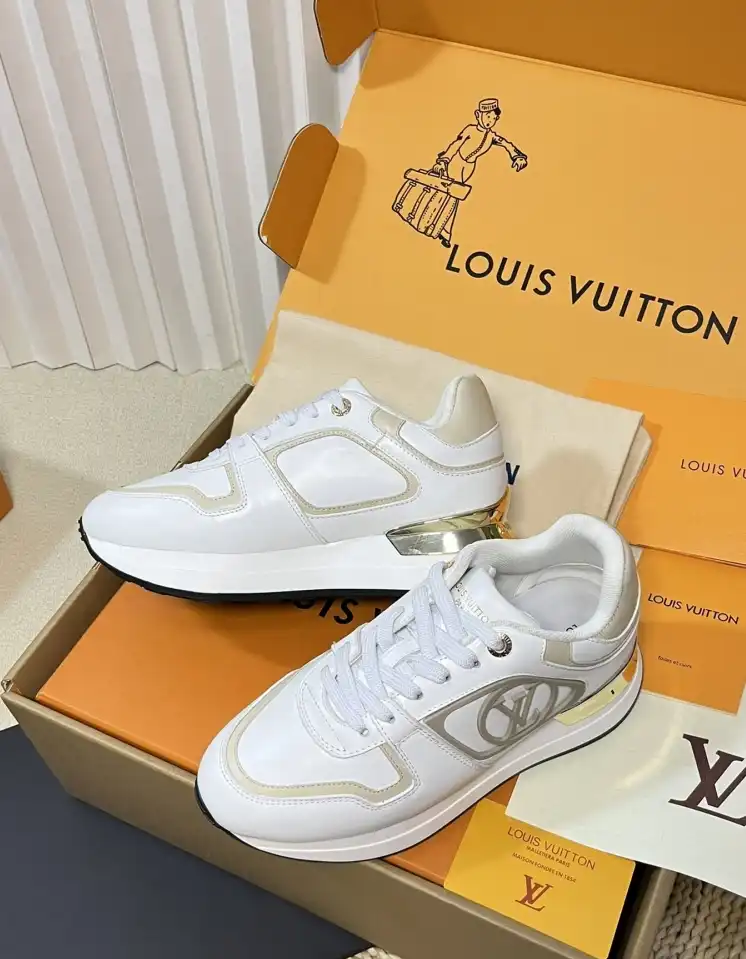 hype Louis Vuitton Sneakers