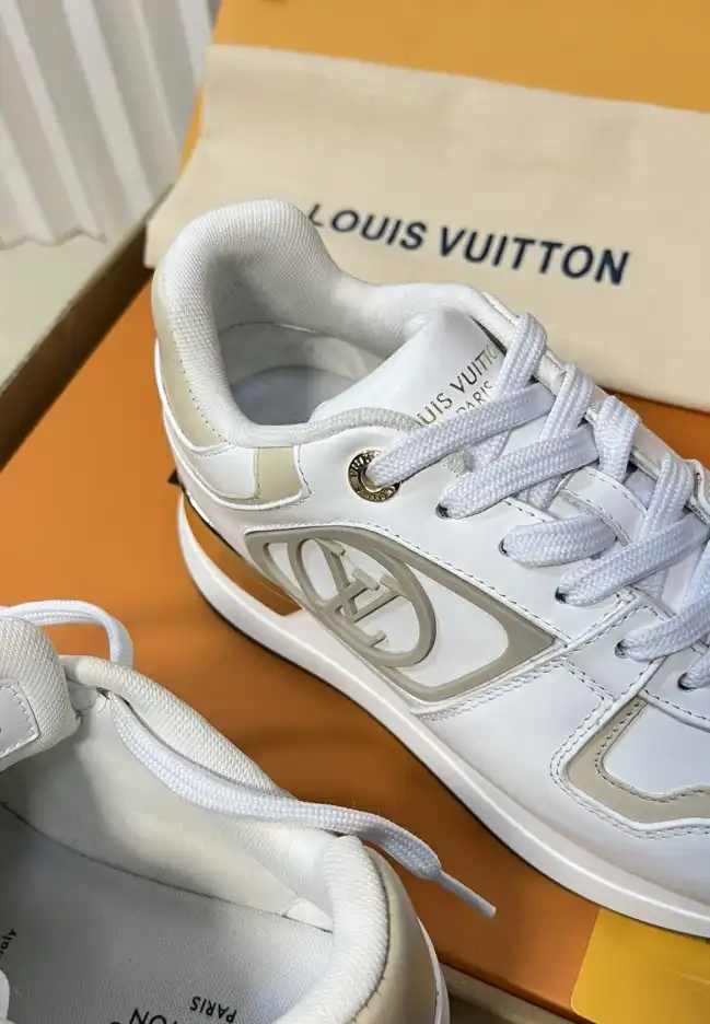 hype Louis Vuitton Sneakers