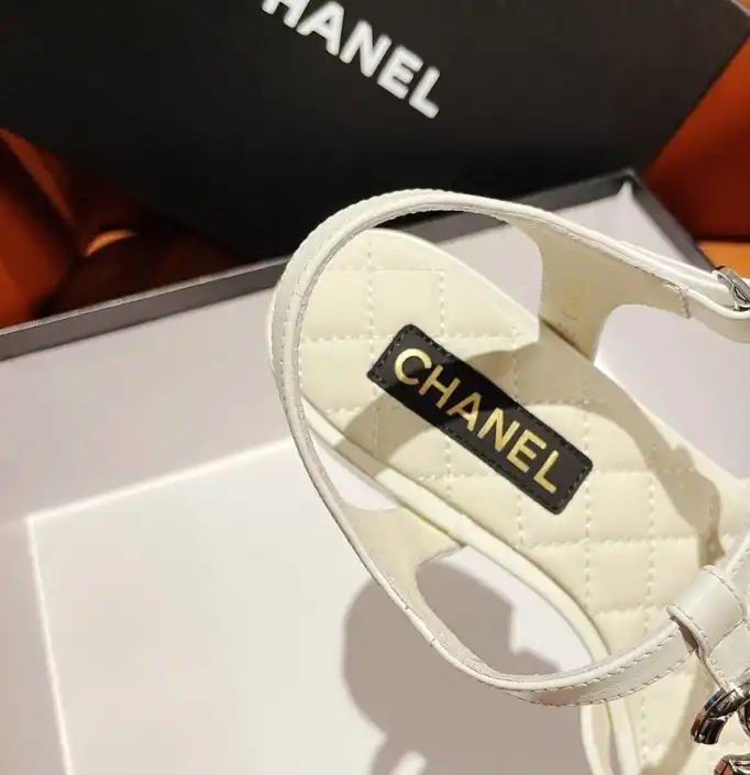 hype Chanel High Heels