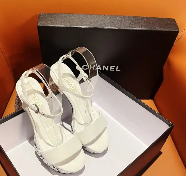 hype Chanel High Heels