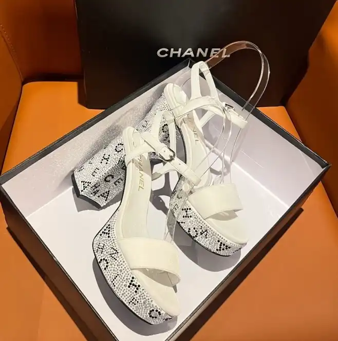 hype Chanel High Heels