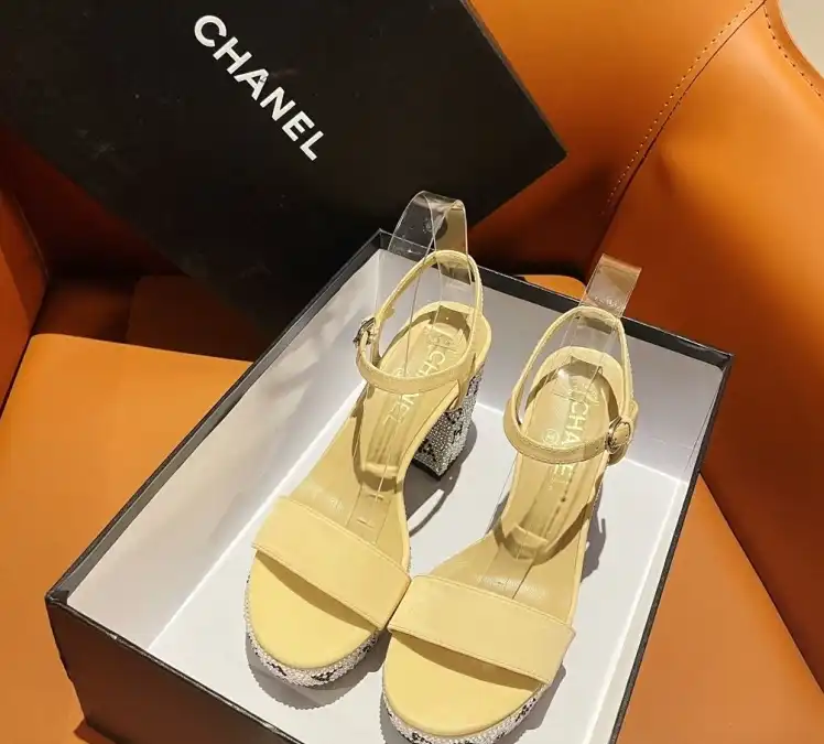 hype Chanel High Heels