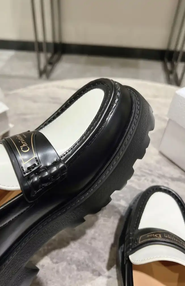 hype Chanel Leather Shoes