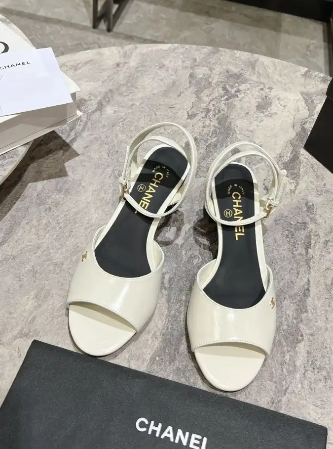 hype Chanel High Heels