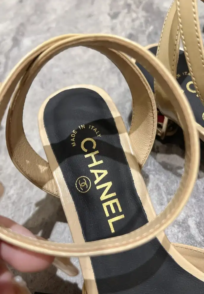 hype Chanel High Heels