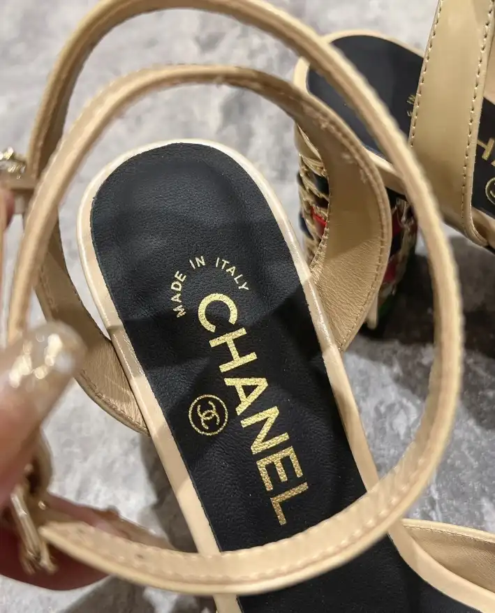 hype Chanel High Heels