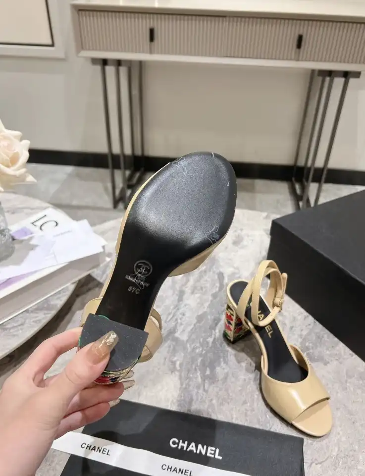 hype Chanel High Heels