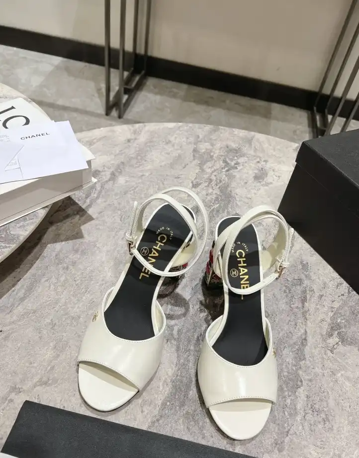 hype Chanel High Heels