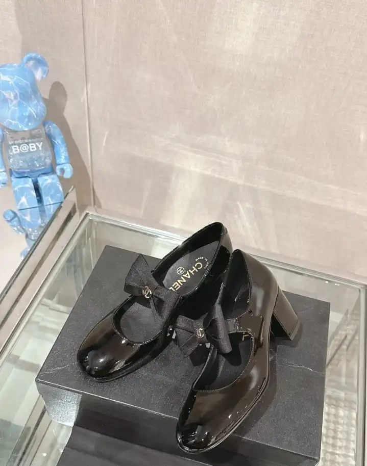 hype Chanel High Heels