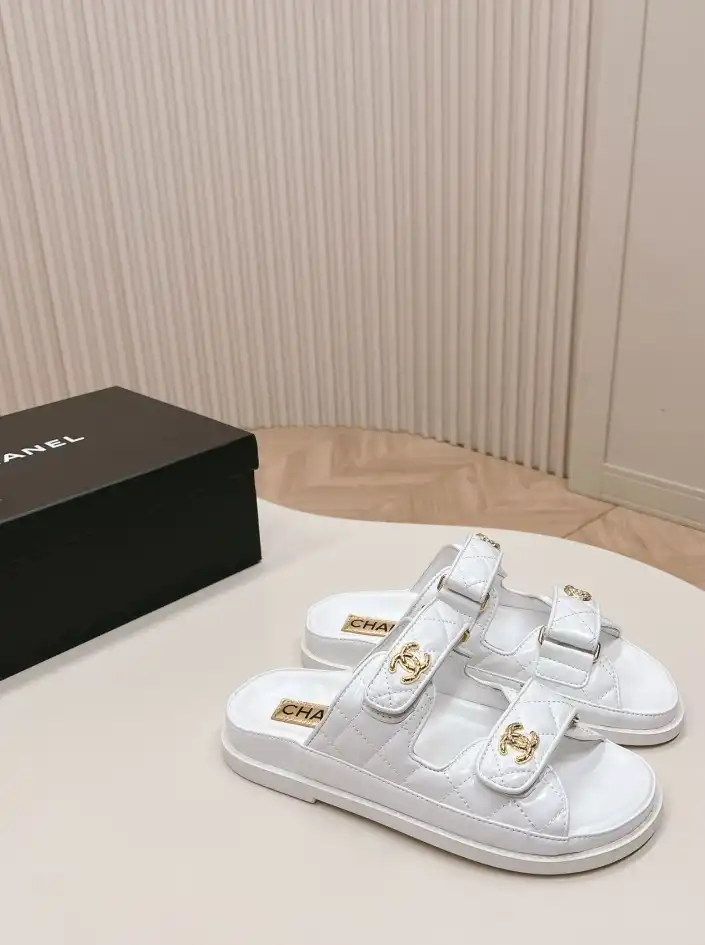 hype Chanel Slippers